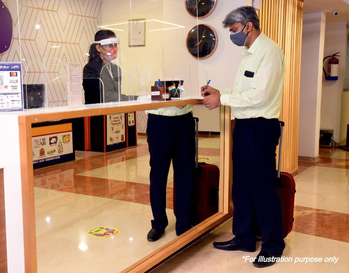 Oyo Flagship 43897 Redstone Hotel Gwalior Buitenkant foto